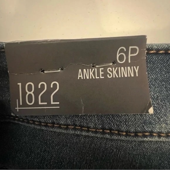 1822 Size 6P Butter Denim Ankle Skinny Jeans - Picture 7 of 8